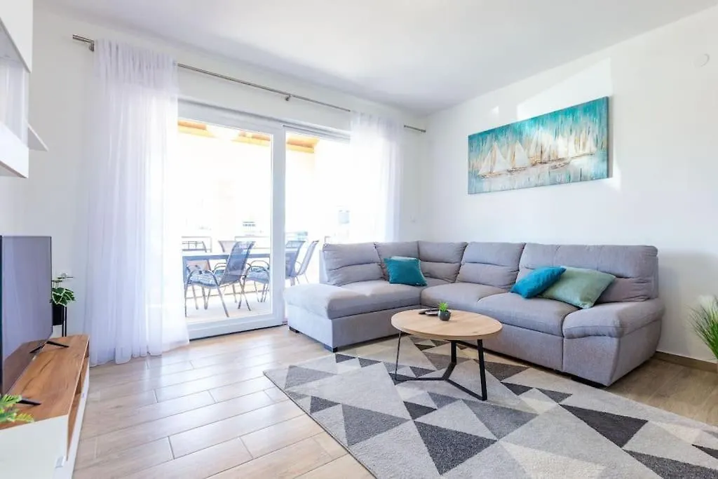 Silvija Holiday Home Brisevo